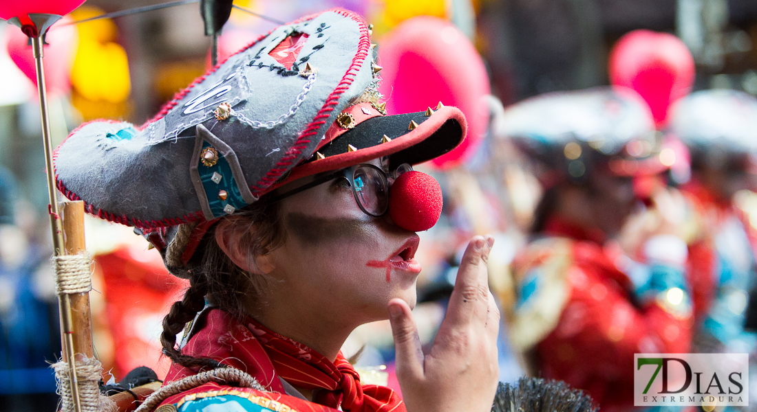 Primeros planos del Desfile infantil de comparsas de Badajoz