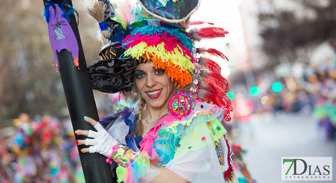 Primeros planos del Desfile infantil de comparsas de Badajoz