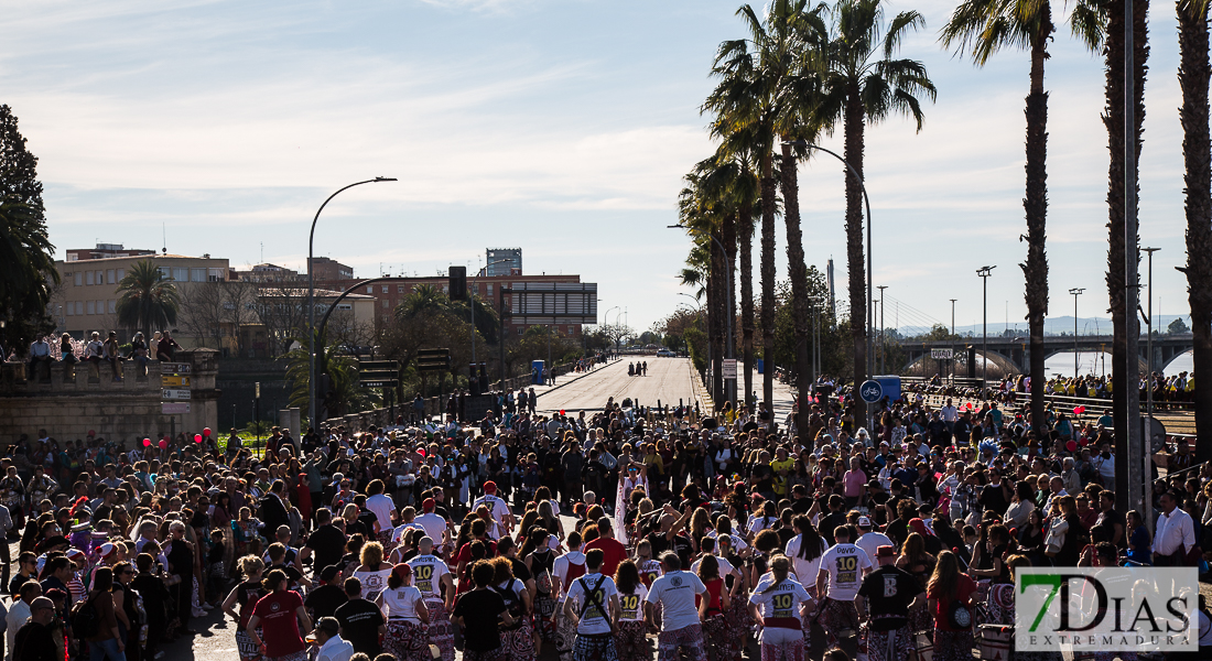 Ambiente en la Pasarela Don Carnal