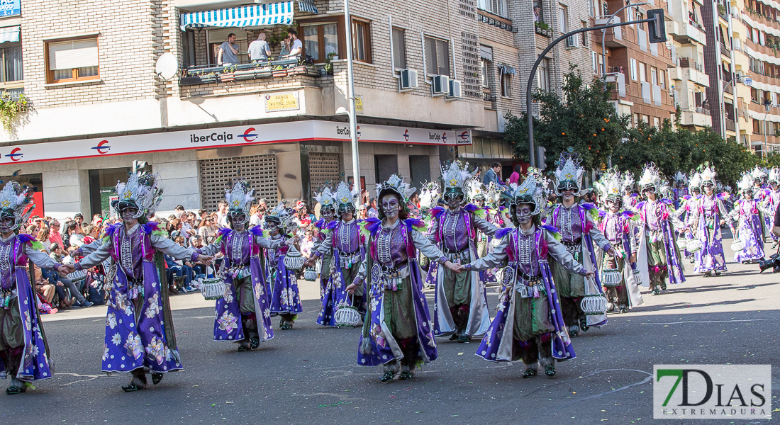 Los mejores planos generales del Gran Desfile de Comparsas del Carnaval de Badajoz