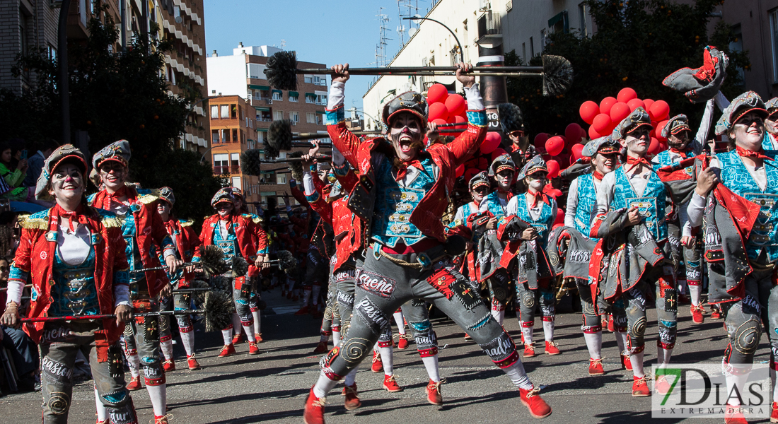 Los mejores planos generales del Gran Desfile de Comparsas del Carnaval de Badajoz