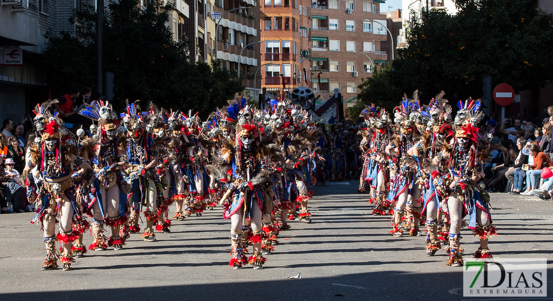 Los mejores planos generales del Gran Desfile de Comparsas del Carnaval de Badajoz