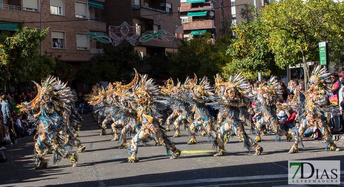 Los mejores planos generales del Gran Desfile de Comparsas del Carnaval de Badajoz