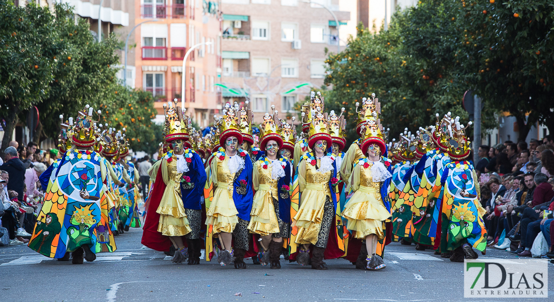 Los mejores planos generales del Gran Desfile de Comparsas del Carnaval de Badajoz