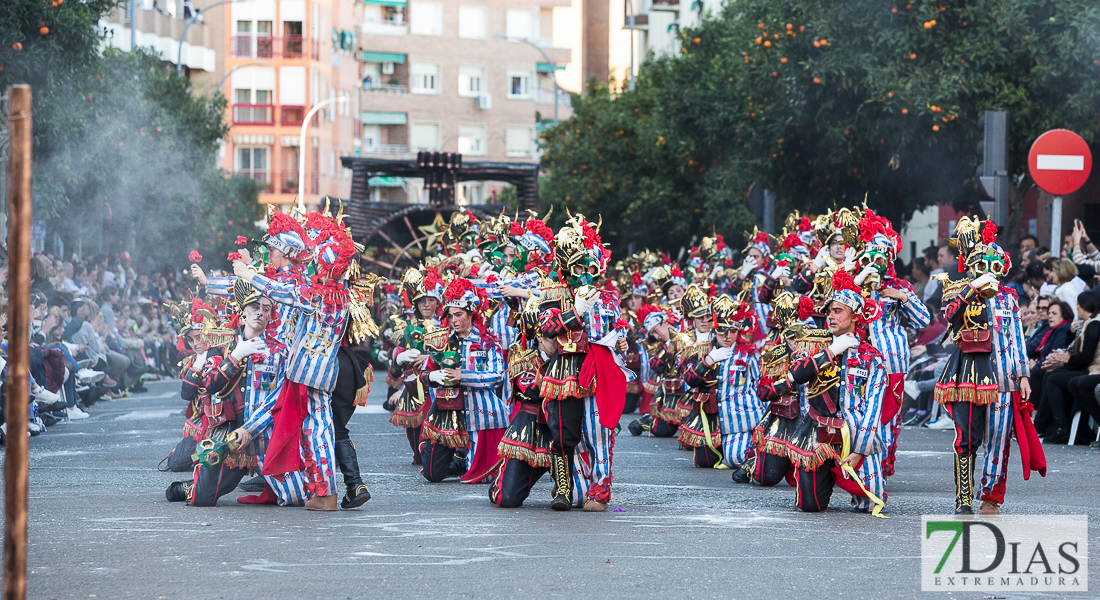 Los mejores planos generales del Gran Desfile de Comparsas del Carnaval de Badajoz