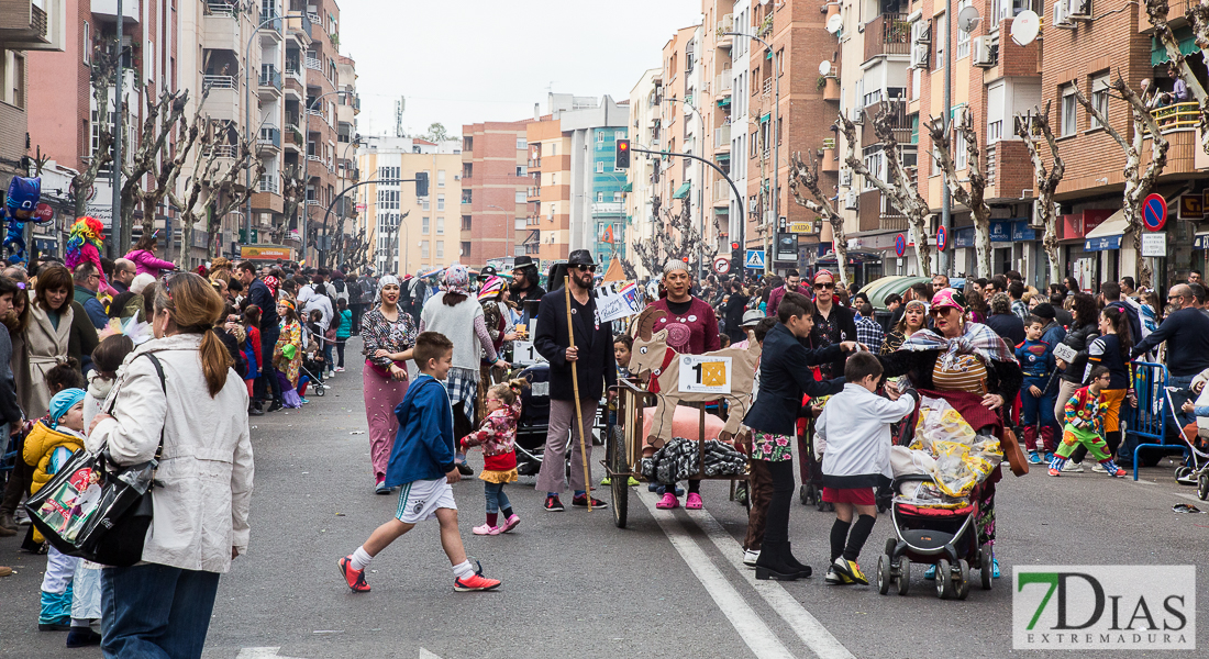 El Carnaval se despide con el tradicional Entierro de la Sardina