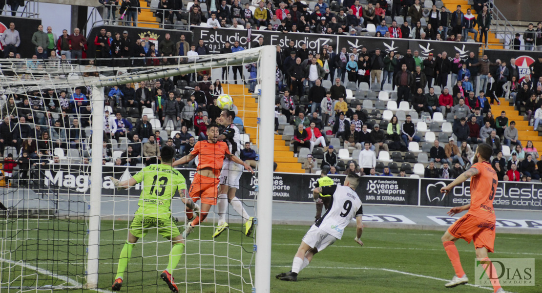 Imágenes del CD. Badajoz 0 - 1 Córdoba