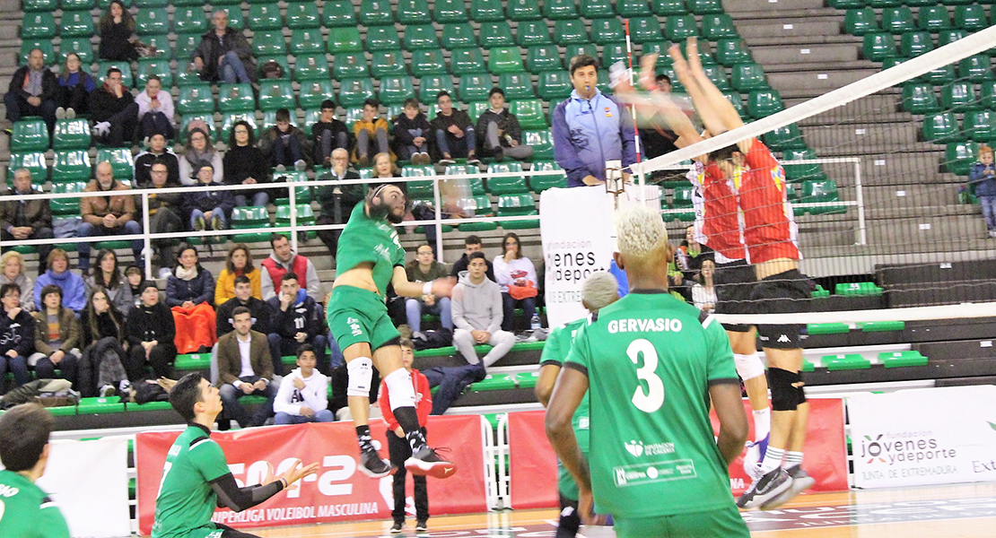 El Cáceres Voleibol buscará una victoria fácil frente al colista