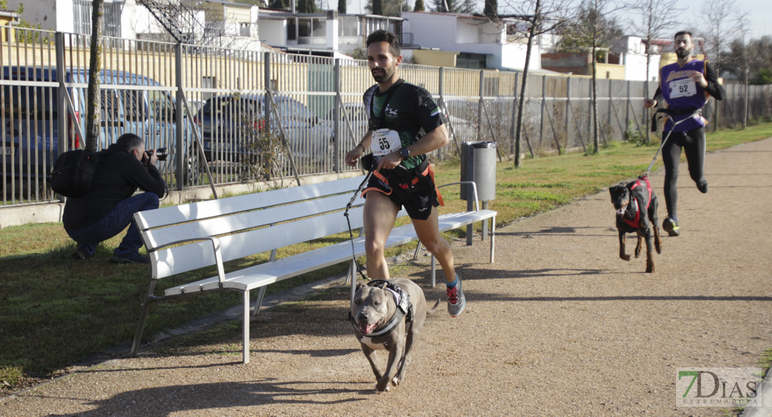 Imágenes de la II Canicross Ciudad de Badajoz II