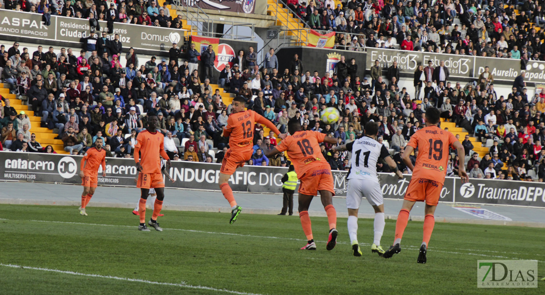 Imágenes del CD. Badajoz 0 - 1 Córdoba