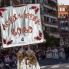 Espectaculares estandartes en el Gran Desfile de Comparsas del Carnaval de Badajoz