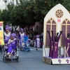 Espectaculares estandartes en el Gran Desfile de Comparsas del Carnaval de Badajoz