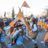 Artefactos y grupos menores añaden buen rollo al Gran Desfile de Comparsas del Carnaval de Badajoz