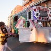 Artefactos y grupos menores añaden buen rollo al Gran Desfile de Comparsas del Carnaval de Badajoz