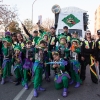 Artefactos y grupos menores añaden buen rollo al Gran Desfile de Comparsas del Carnaval de Badajoz