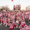 Artefactos y grupos menores añaden buen rollo al Gran Desfile de Comparsas del Carnaval de Badajoz
