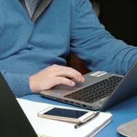 Cada vez más empleados públicos trabajan desde casa en Extremadura