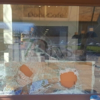 Robo con fuerza en una cafetería de Badajoz