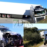 Herida una persona en una colisión camión / furgoneta en la EX-301