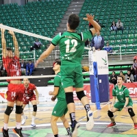 El Cáceres Voleibol descansa esta jornada con la cuarta plaza en vilo