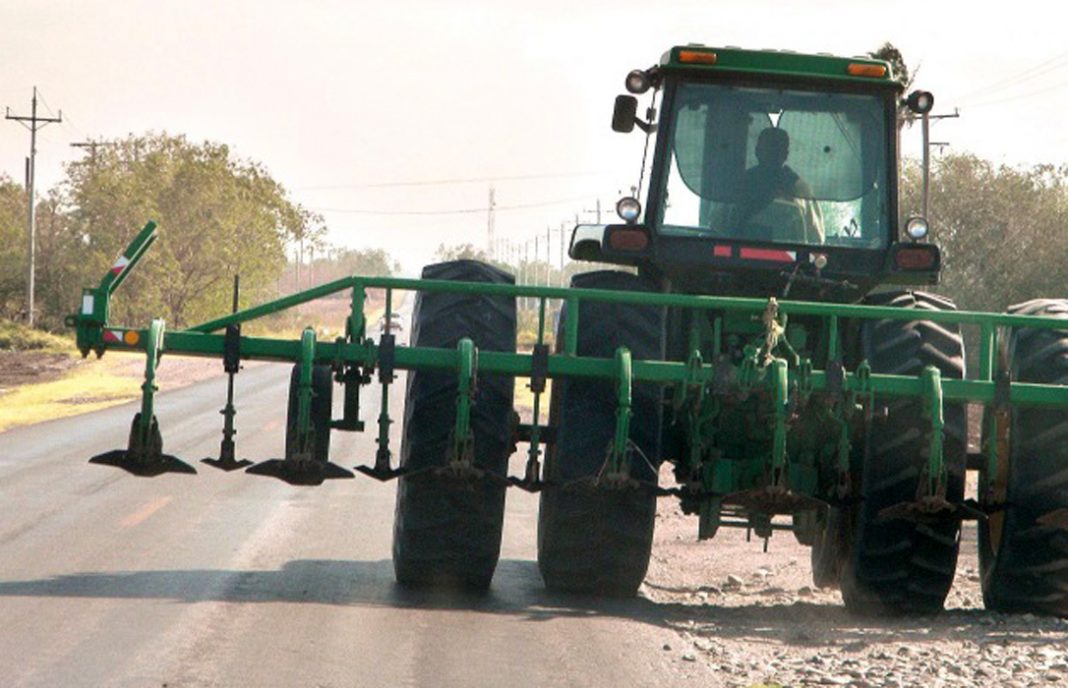 Los tractores que superen los 40 km/h ya pueden pasar la ITV en estaciones móviles
