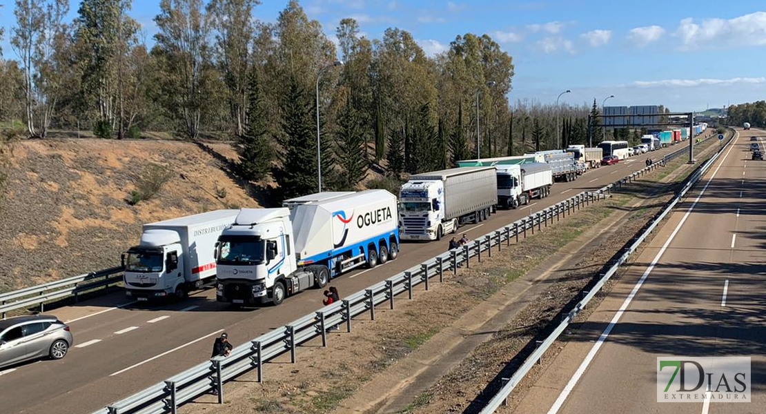 Estas son todas las carreteras afectadas por las tractoradas en Extremadura