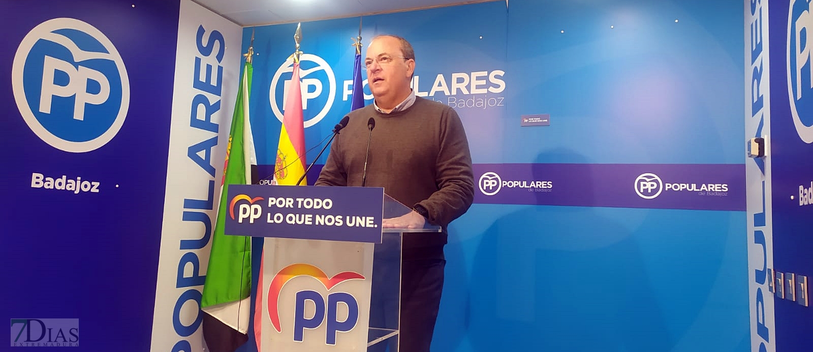 Monago a Vara “Trabaja y trae las perras de Bruselas para el campo extremeño”