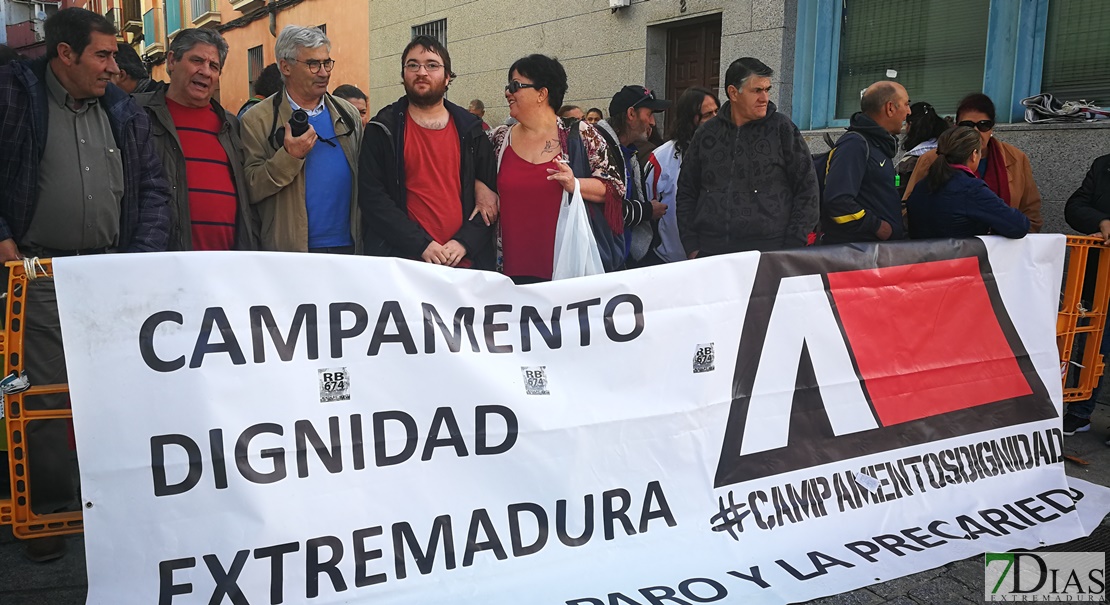 Campamento Dignidad envía un SOS a Vara por los más necesitados