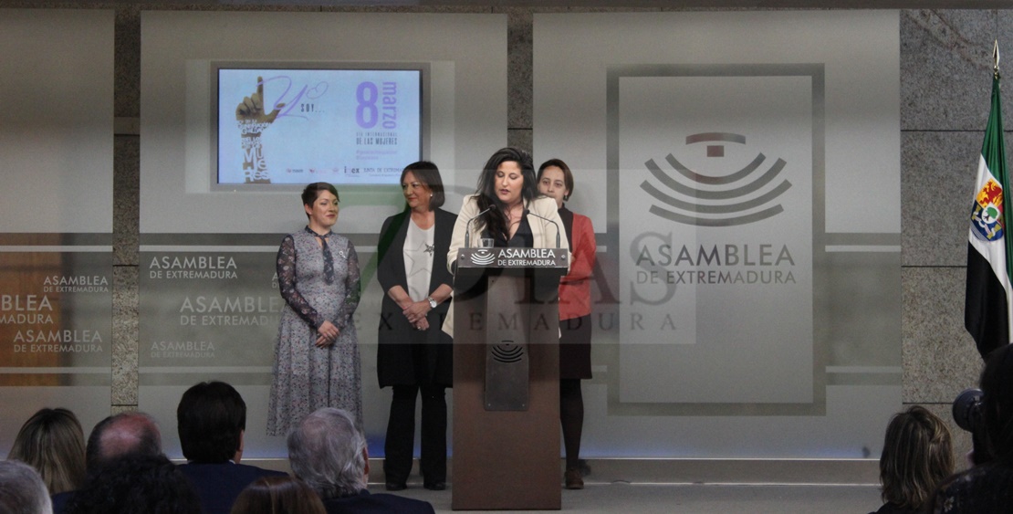 La Asamblea reivindica una mayor igualdad entre mujeres y hombres