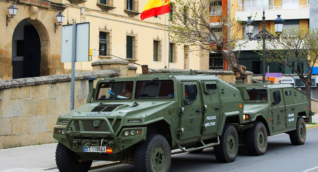GALERÍA - Despliegue de la Brigada “Extremadura” XI