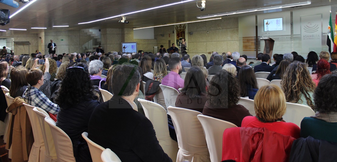 La Asamblea reivindica una mayor igualdad entre mujeres y hombres