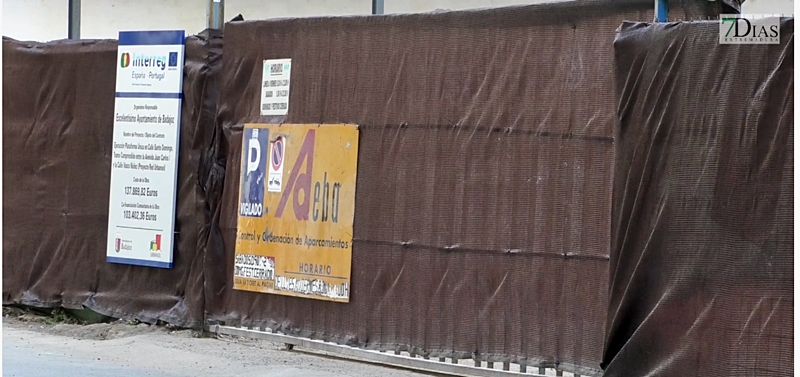 Malestar de los empresarios por el cierre de acceso al parking de Santo Domingo