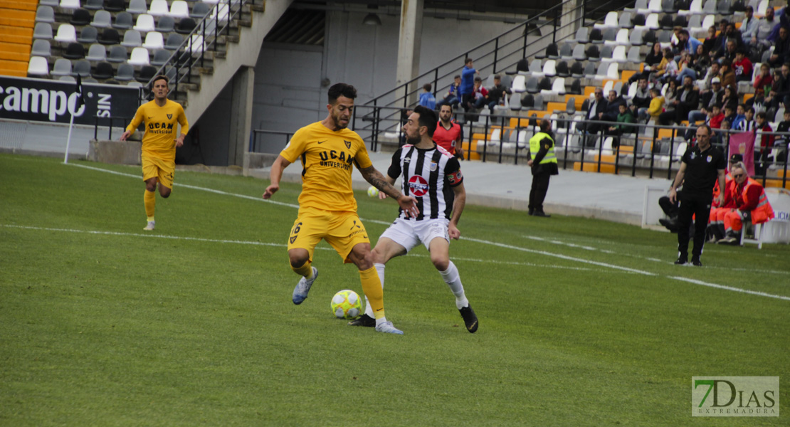 Imágenes del CD. Badajoz 2 - 1 UCAM Murcia