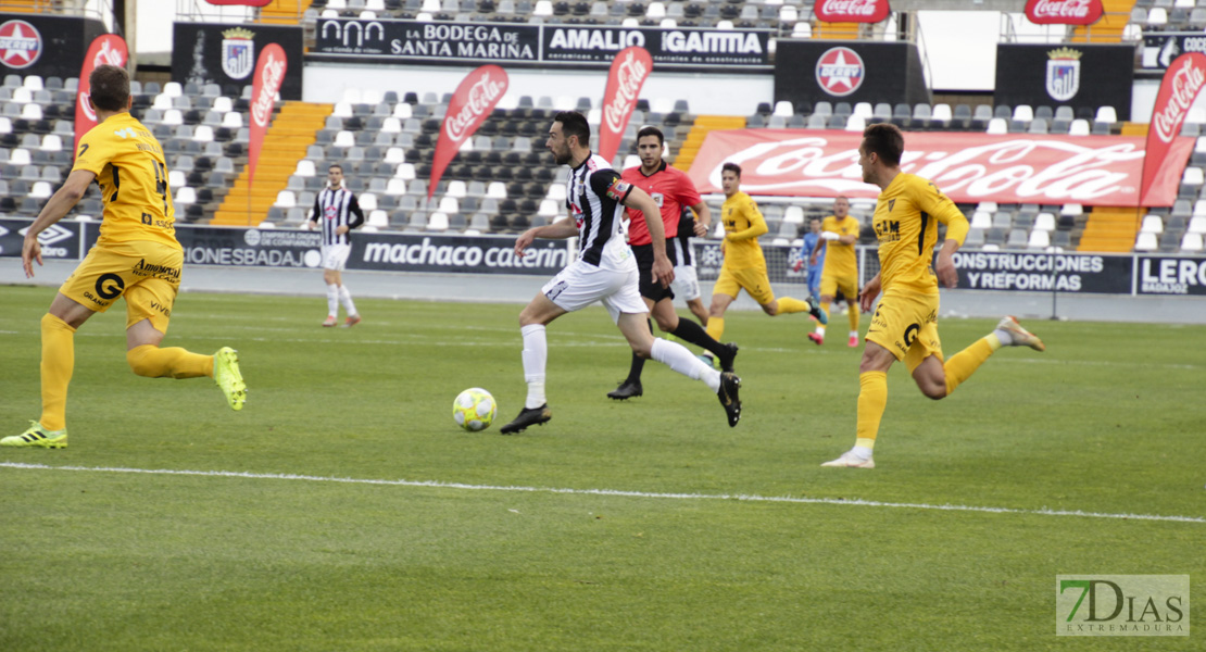 Imágenes del CD. Badajoz 2 - 1 UCAM Murcia