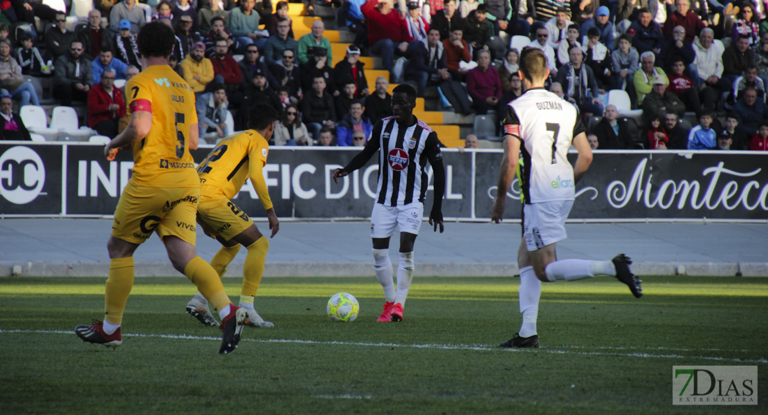 Imágenes del CD. Badajoz 2 - 1 UCAM Murcia