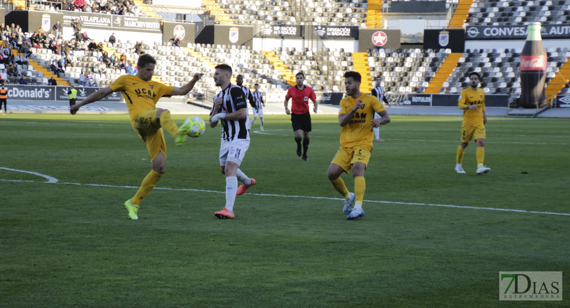 Imágenes del CD. Badajoz 2 - 1 UCAM Murcia