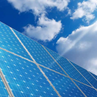 A examen una planta solar fotovoltaica en Badajoz