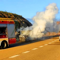 Incendio en una furgoneta en la comarca de La Serena