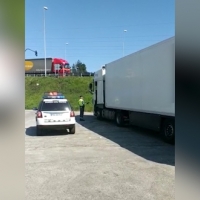 Inmovilizan un camión cuyo conductor no respetó la cuarentena
