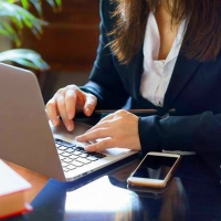 El Constitucional estudia el decreto que permite al Gobierno intervenir Internet