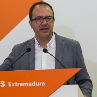 Cs Extremadura: “Exigimos que todos los recursos de la Junta se destinen a sanitarios”
