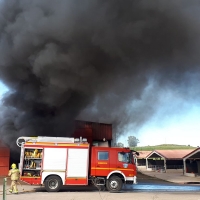 Incendio en una nave agrícola en la provincia de Cáceres