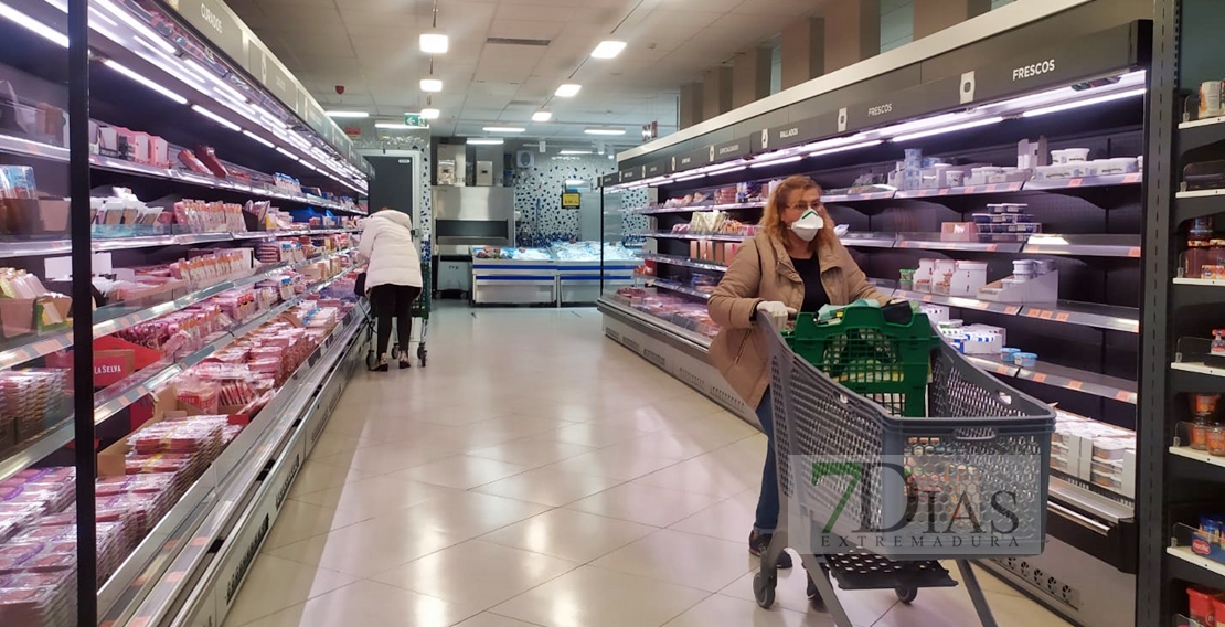CORONAVIRUS - Supermercados y ciudadanos van de la mano