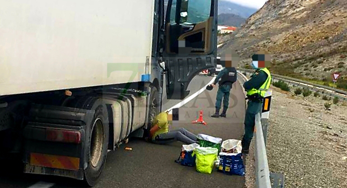 Interceptan un camión cargado de hachís y un millón de euros