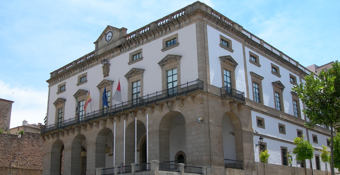 Cáceres impulsa el comercio local dentro del estado de alarma