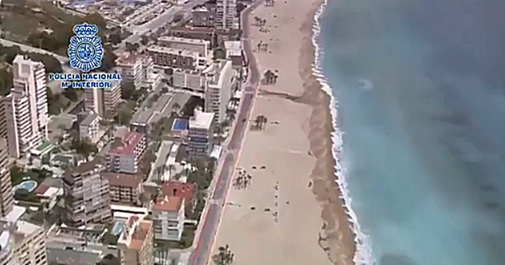 VÍDEO - Insólita imagen aérea de una de las ciudades más transitadas de España