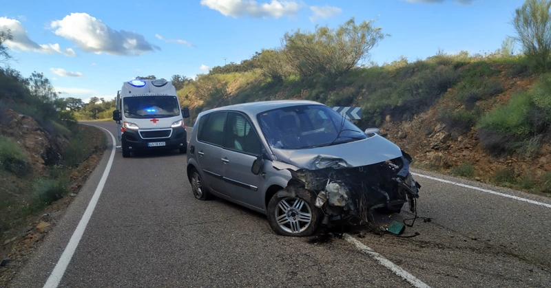 Herido en un accidente de tráfico en la provincia de Badajoz