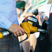El precio de los combustibles cae entre 8 y 11 céntimos por litro en Extremadura
