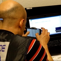 Abusa sexualmente de un niño de tres años y comparte el vídeo