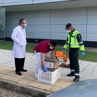 La Guardia Civil cede material al Hospital Casaverde Extremadura